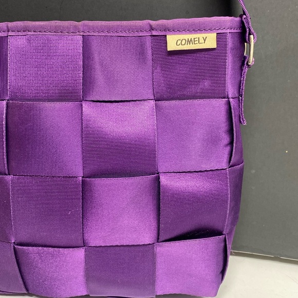 COMELY Seatbelt Crossbody Bag Zippered Purple Purse - Picture 4 of 17